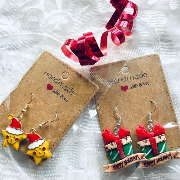 NWT Lot of 2 Festive Drop Earrings – Perfect for Holiday Christmas Celebrations - Picture 1 of 14